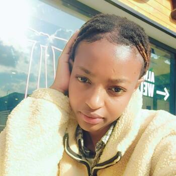 Nanny in Nairobi: Hyvone
