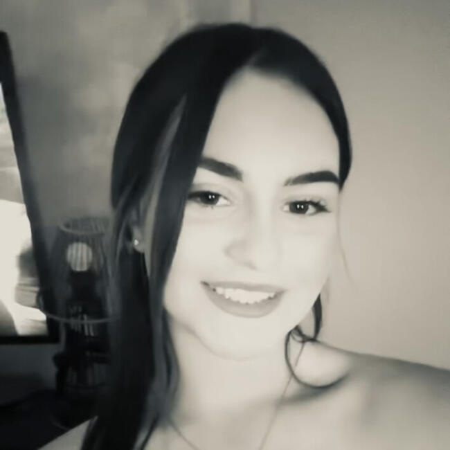 Babysitter in Balaruc-les-Bains: Clara