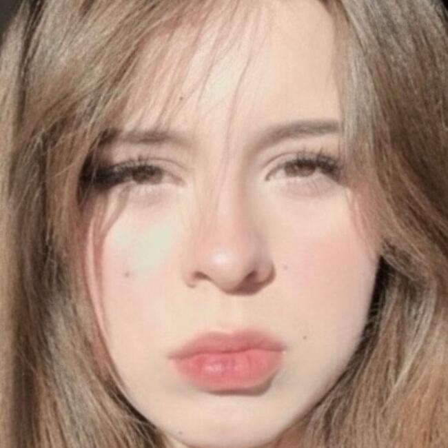Babysitter in Vail (Arizona): Nicole