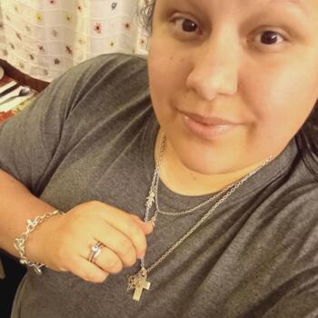 Niñera José C. Paz: Aurora