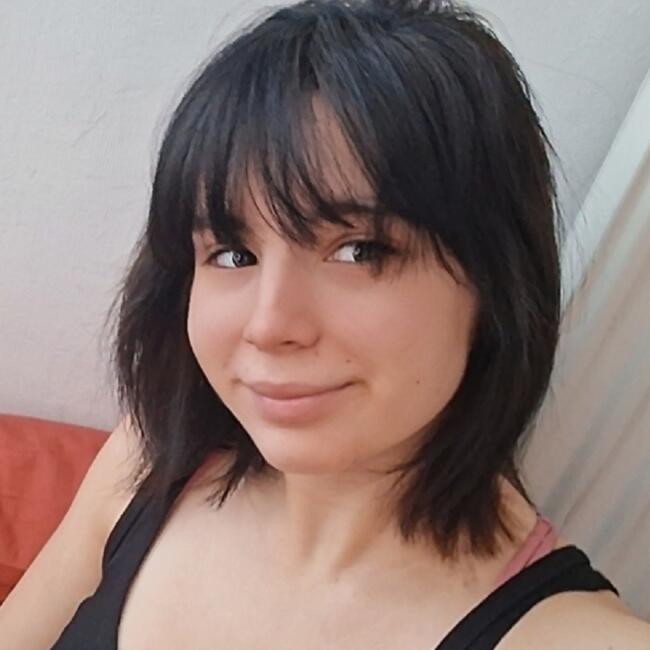 Babysitter in Mennecy: Clara