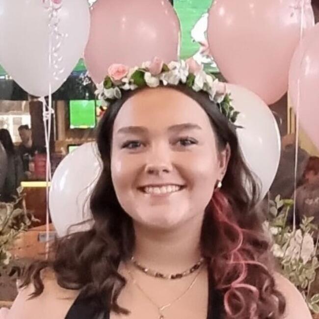 Babysitter in Melbourne: Maddison