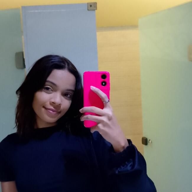 Babá em Recife: Josy