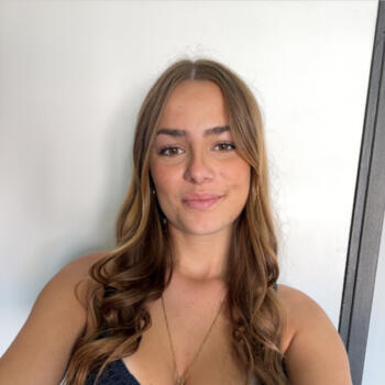 Babysitter Colomiers: Alycia