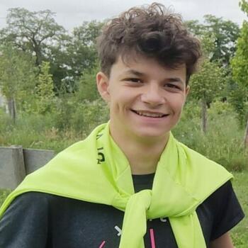 Baby-sitter à Fontaine-le-Comte: Nathan