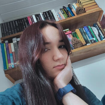 Babysitter in Caxias do Sul: Michele
