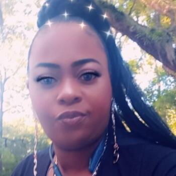 Babysitter in Charleston: Latasha