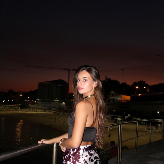 Babysitter em Negrelos: Rita