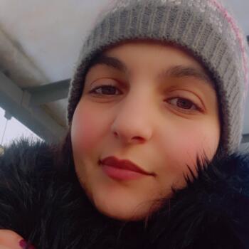 Babysitter in Noisy-le-Sec: Rekik