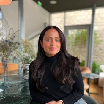 جليسة أطفال في دبي: Jade