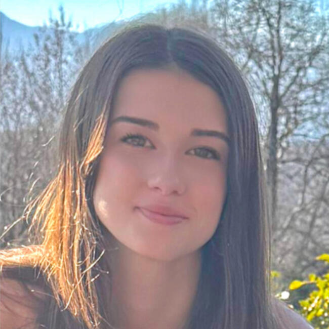 Canguro en Girona: Júlia