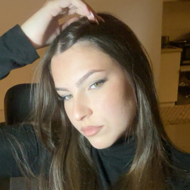 Babysitter στην περιοχή Βόλος: Anneta