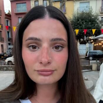 Babysitter in Wezembeek-Oppem: Blerina