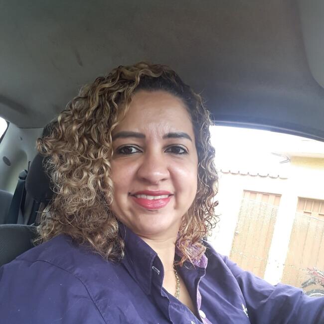 Babá em Itabira: Pricila