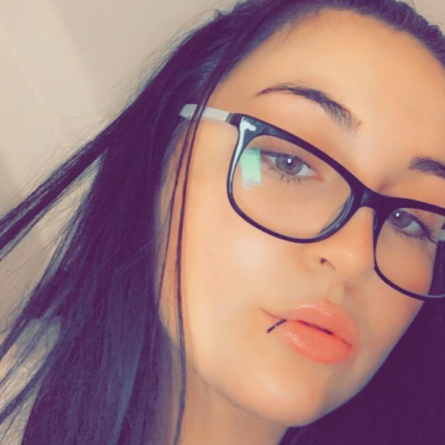 Babysitter in Limerick: Erin