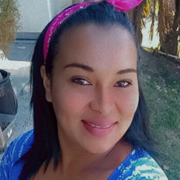 Babysitter in Santa Ana: Masiel