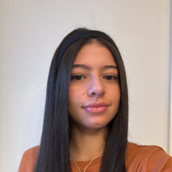 Babysitter in Charlotte: Yasmin