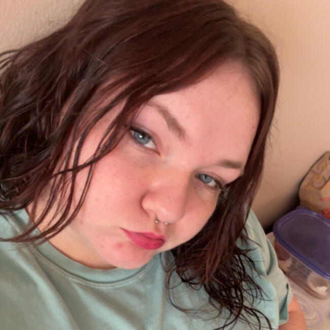 Babysitter in Ankeny: Alivia