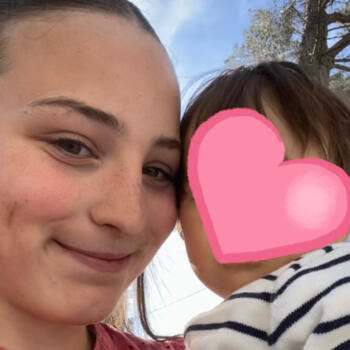Babysitter in Salon-de-Provence: Maeva