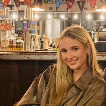 Babysitter Hamilton: Mia