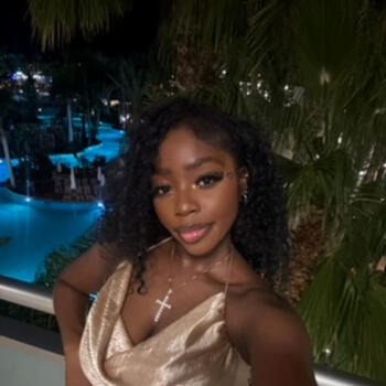 Babysitter London: Tamia