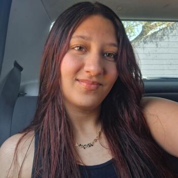 Babysitter in Guaratinguetá: Isabelle