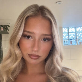 Babysitter in Landskrona: Leona