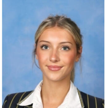 Babysitter in Sydney: Lucy