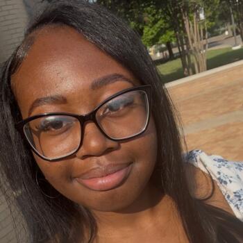 Babysitter in Houston: Amaya