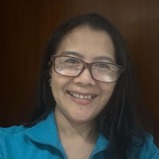 Babysitter in Luxembourg: Agus