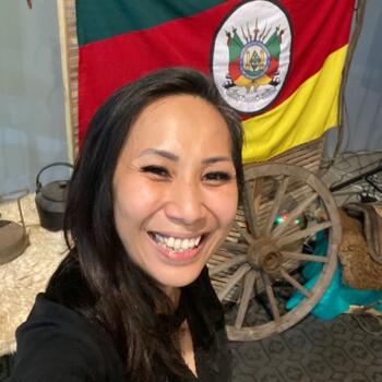 Babá em Porto Alegre: Lea Olive Vashti