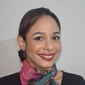 Babysitter em Sintra: Brenda Lourenço