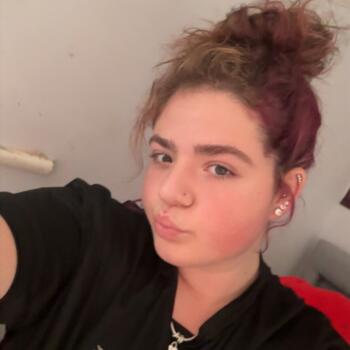 Babysitter Chester: Abi-louise