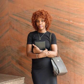 Nanny in Dubai: Amina