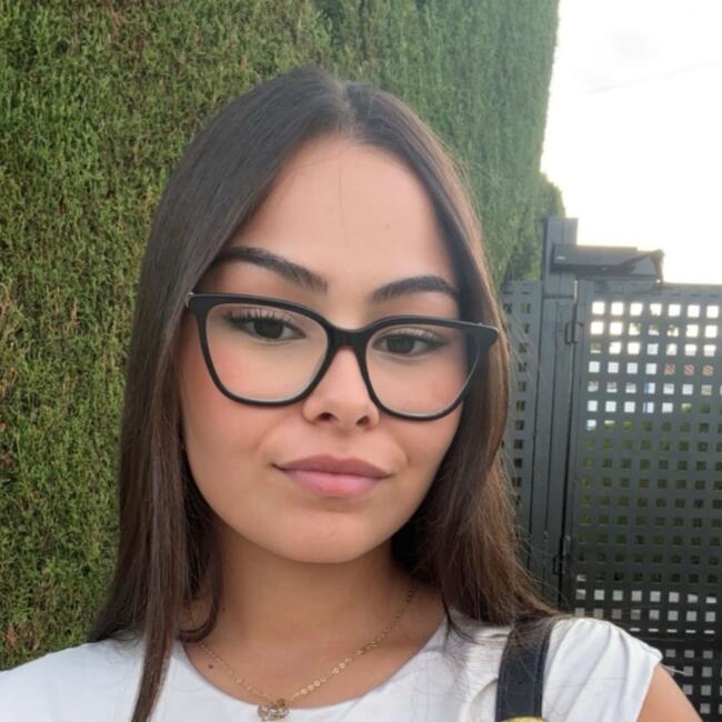 Canguro en Estepona: Yasmina