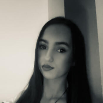 Babysitter in Bonchamp-lès-Laval: Louane