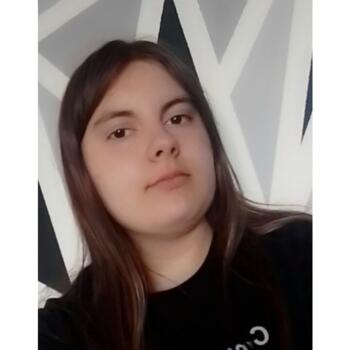Babysitter in Charleroi: Emilie