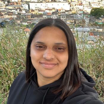 Babysitter Petrópolis: Jana