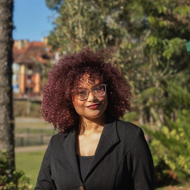 Babysitter in Gramado: Lais