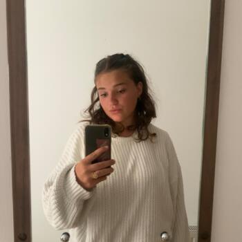 Babysitter Bouc-Bel-Air: Eva