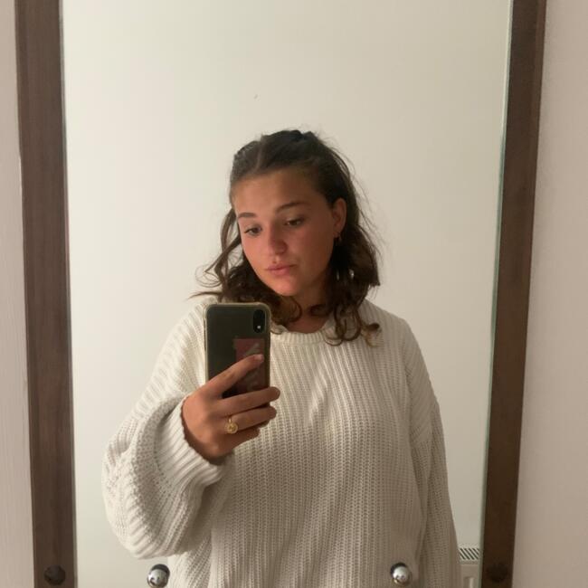 Babysitter in Bouc-Bel-Air: Eva