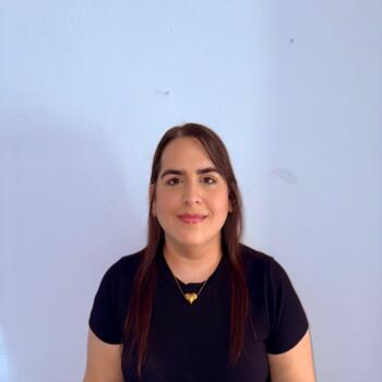 Babysitter Pugnado Afuera: Enette