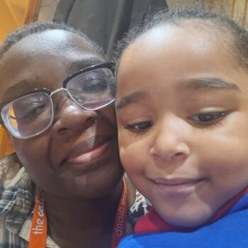 Babysitting job in Nelson: babysitting job Sigoney