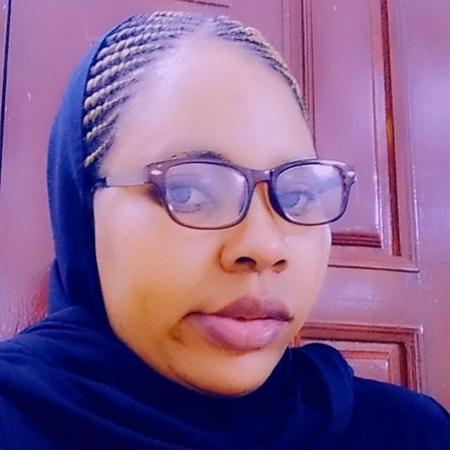 Babysitter in Riyadh: Florah