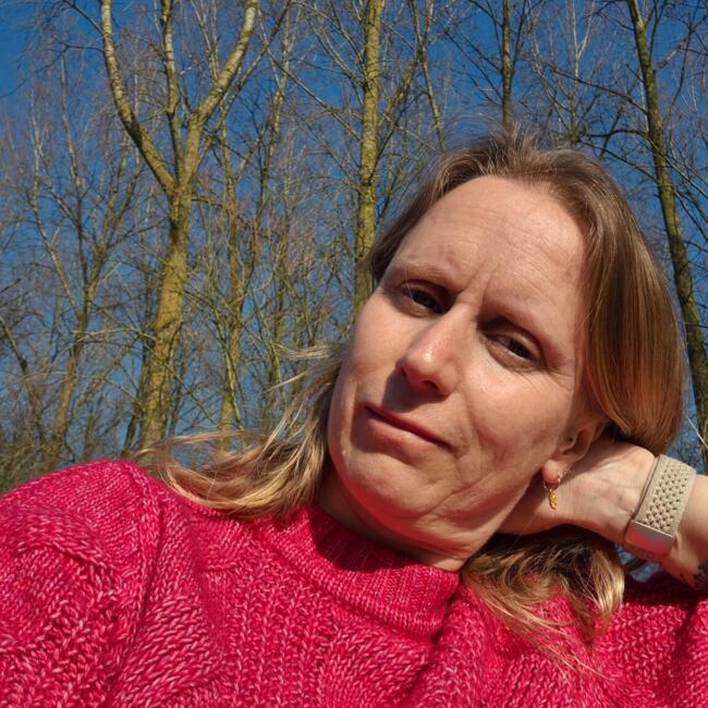 Babysitter in Houten: Angenieta