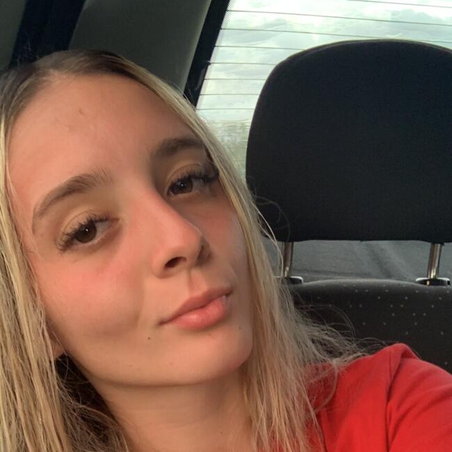 Babysitter in Novo Hamburgo: Roberta