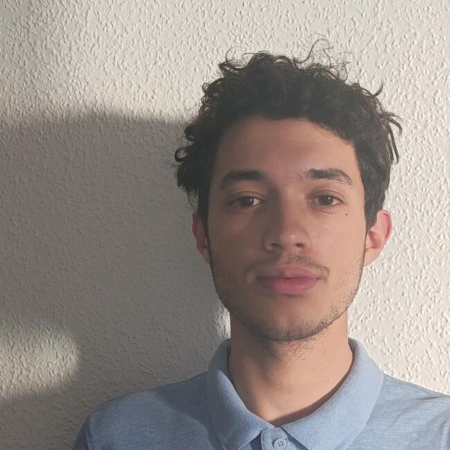 Babysitter in Madrid: Eduardo Gabriel