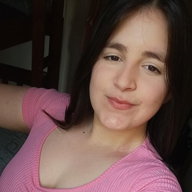 Babysitter in Poá (São Paulo): Juliana