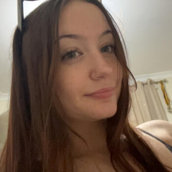 Babysitter in Perth: Naomi