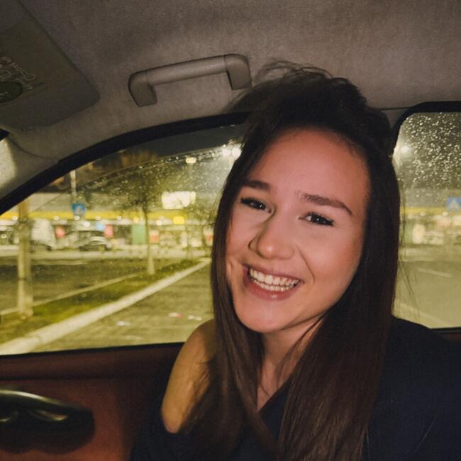 Bebisiterka u Borča: Anastasija